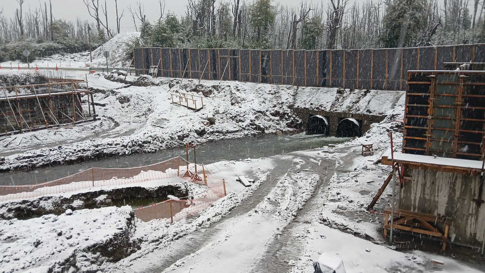 Accesos al Puente El Gringo